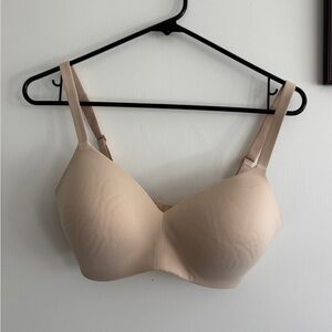 Wacoal 32DDD wireless t shirt bra